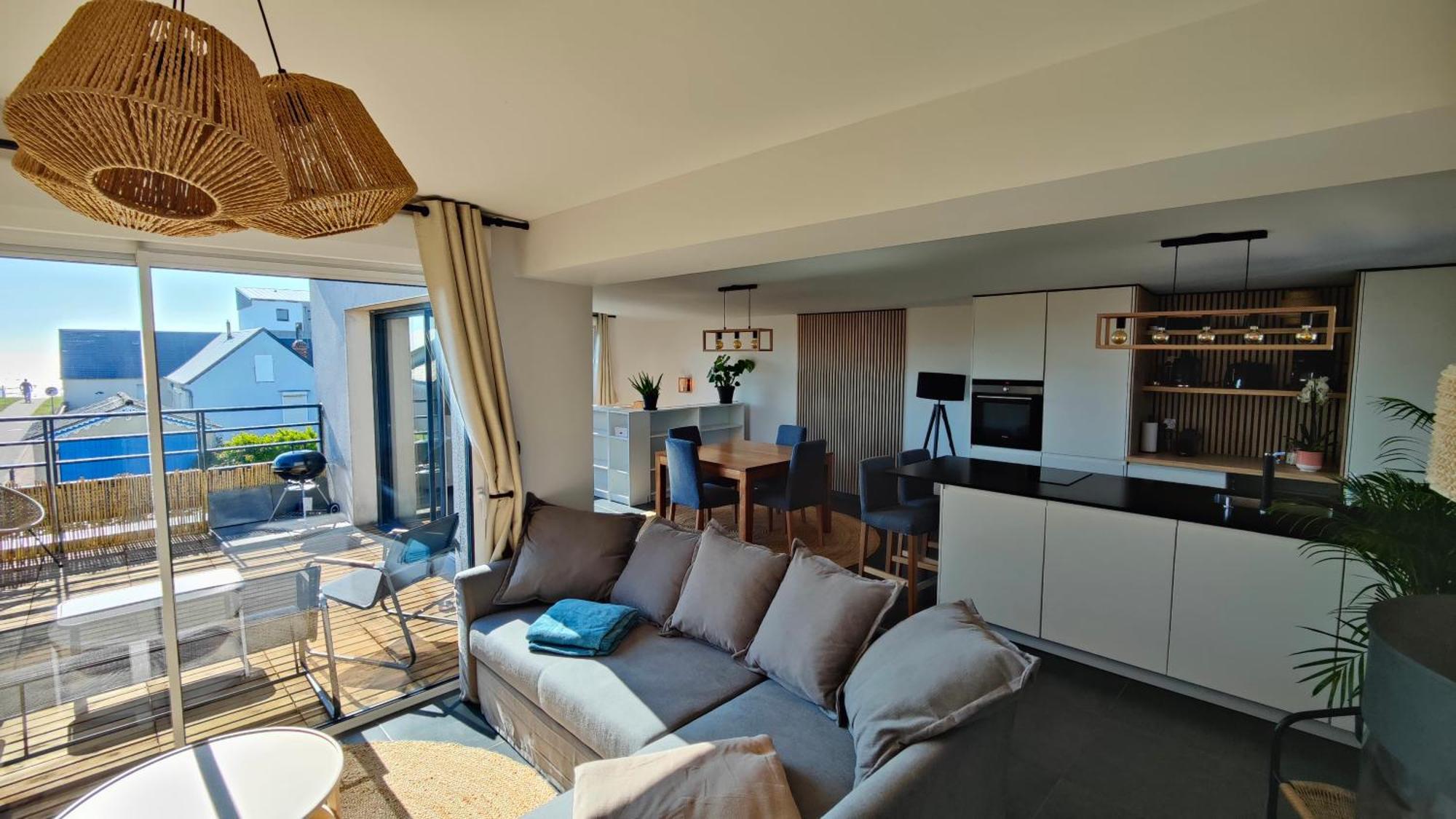 Logis Lina Apartment Егон-Кутанвил Екстериор снимка