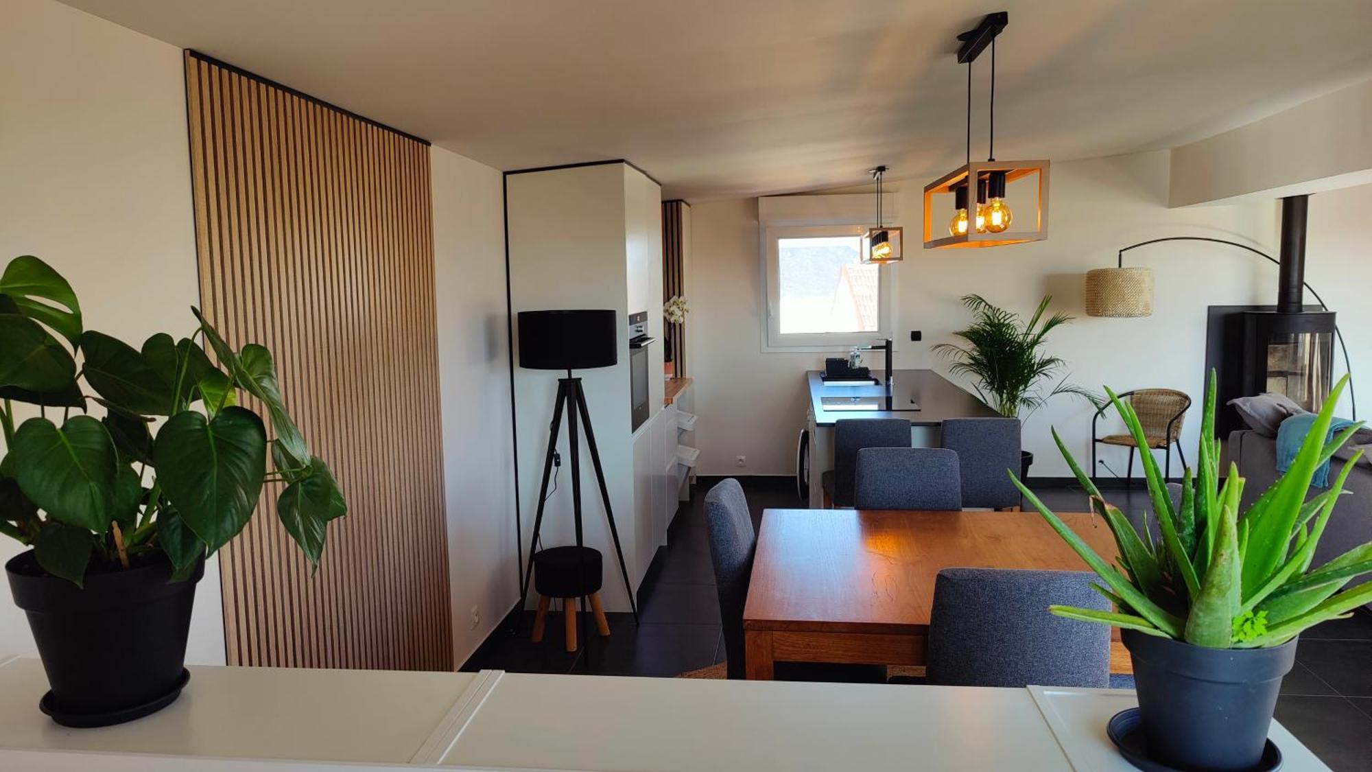 Logis Lina Apartment Егон-Кутанвил Екстериор снимка